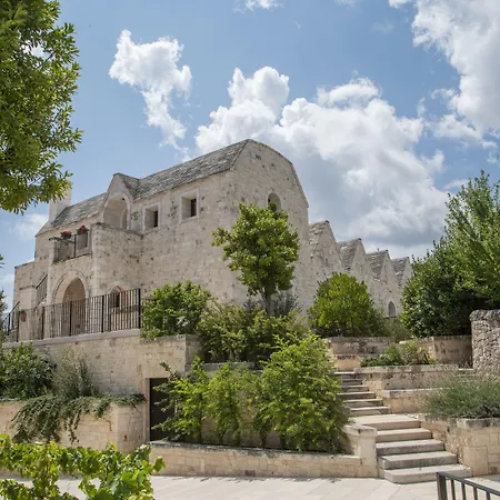 Ottolire Otel