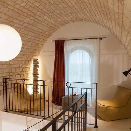 فندق Ottolire 4*